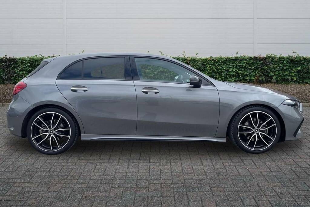 Mercedes-Benz A Class A200 Amg Line Executive Black #15