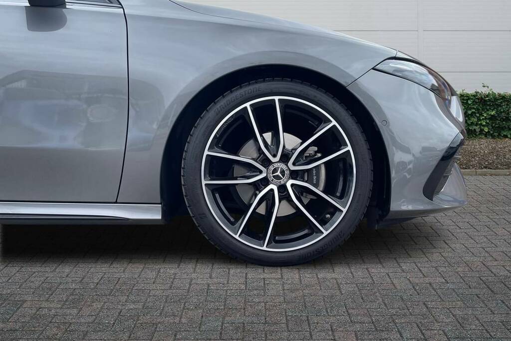 Mercedes-Benz A Class A200 Amg Line Executive Black #16