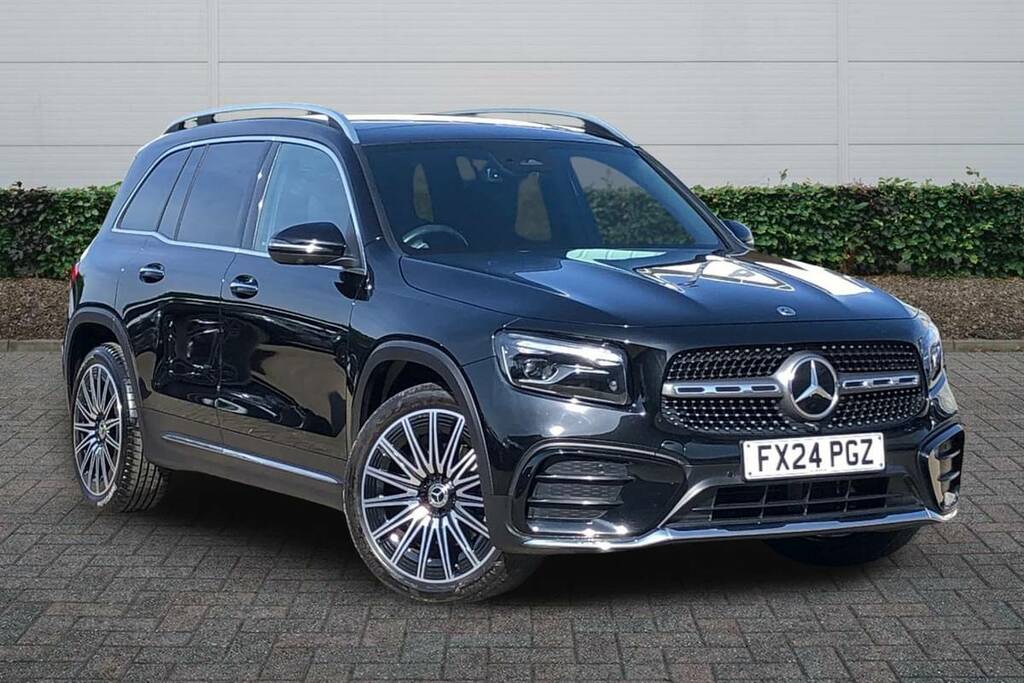 Mercedes-Benz GLB Class 200 Amg Line Premium Plus 7G-tronic Black