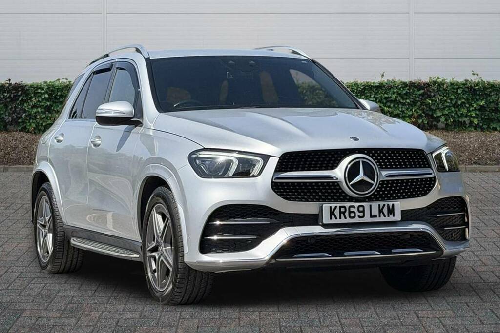 Mercedes-Benz GLE Class 300D 4Matic Amg Line 9G-tronic Silver