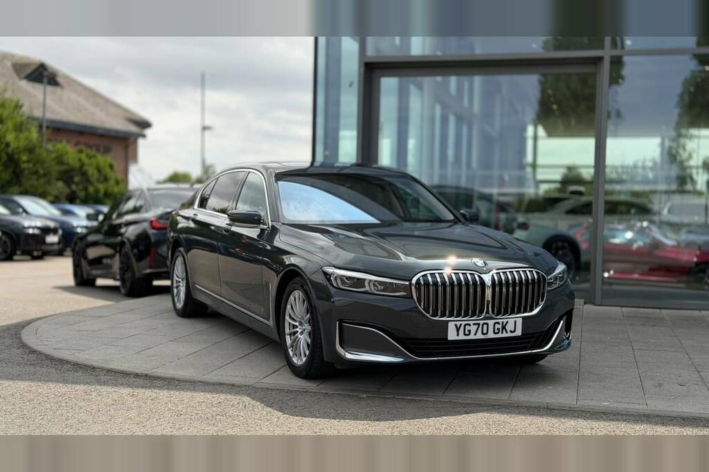 BMW 7 Series 745Le Xdrive Grey