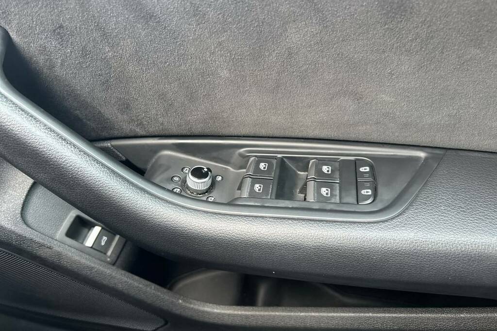 Audi A4 Avant A4 S Line 35 Tdi Mhev S-a Black #13