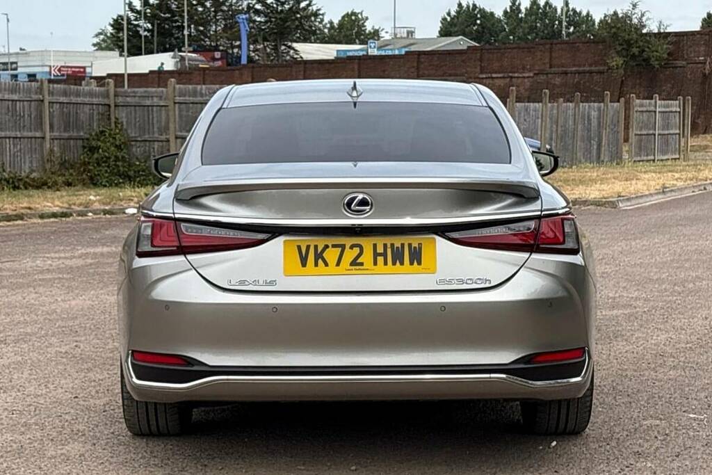 Lexus ES 2.5 Es Premium Edition E-cvt Euro 6 Ss Silver #26