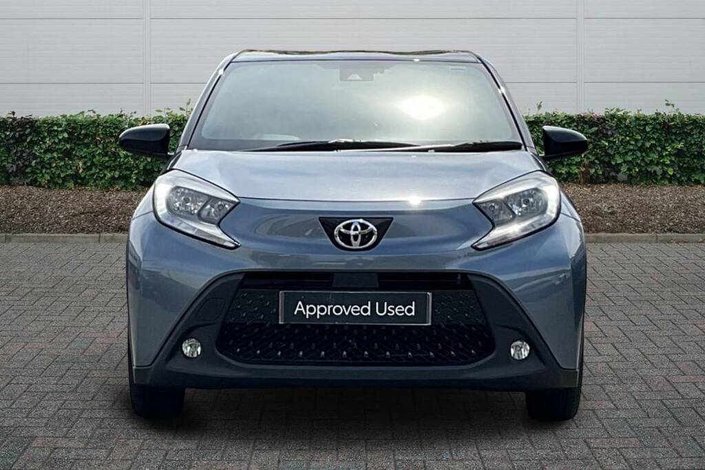 Toyota Aygo X 1.0 Vvt-i Edge BN25LBA Grey #3