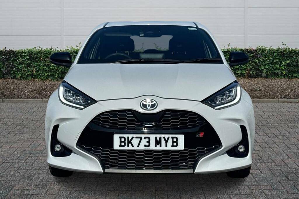 Toyota Yaris 1.5 Hybrid Gr Sport Cvt BK73MYB Grey #3