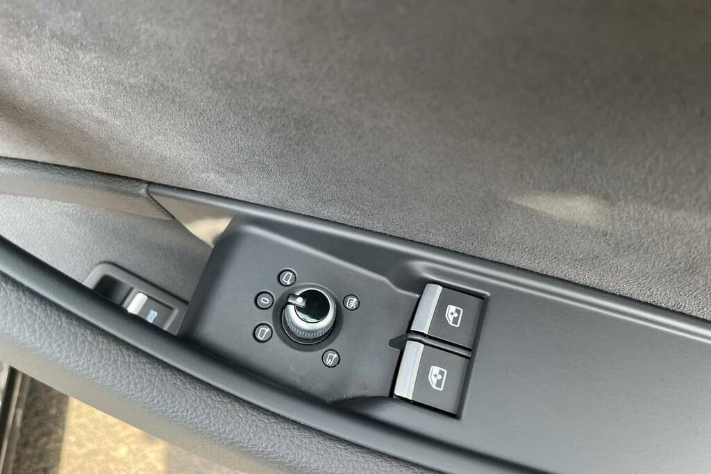 Audi A5 40 Tfsi 204 S Line S Tronic WP22GVR Black #6
