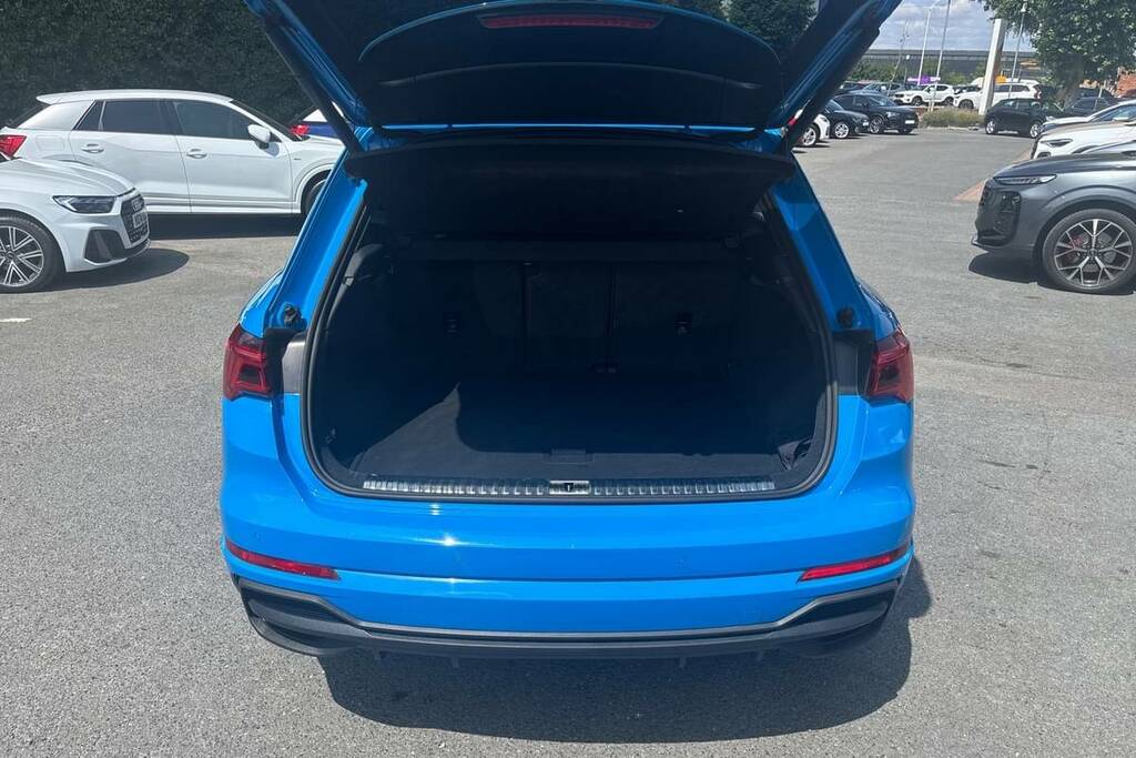 Audi Q3 35 Tfsi S Line S Tronic Blue #2
