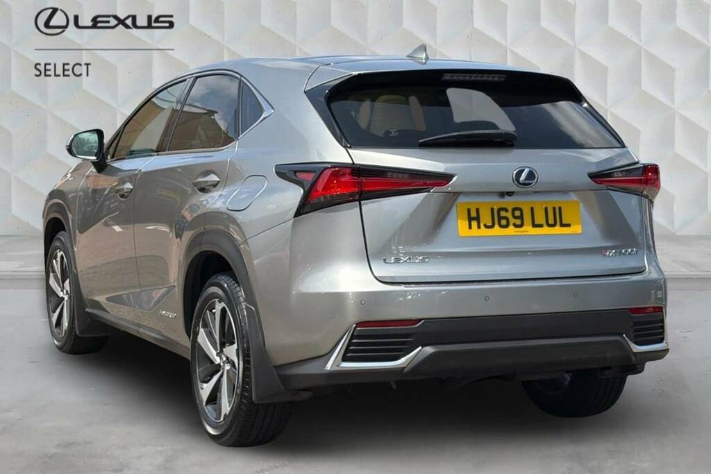 Lexus NX 300H 2.5 Takumi Cvt Pan Roof Silver #4