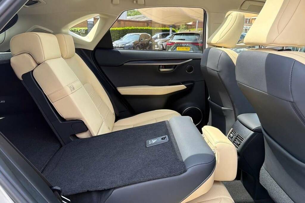 Lexus NX 2.5 300H E-cvt 4Wd Euro 6 Ss Grey #18