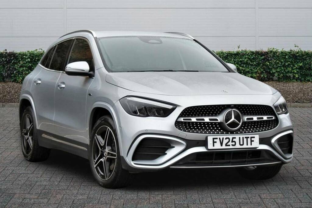 Mercedes-Benz GLA Class 250E Amg Line Executive Silver
