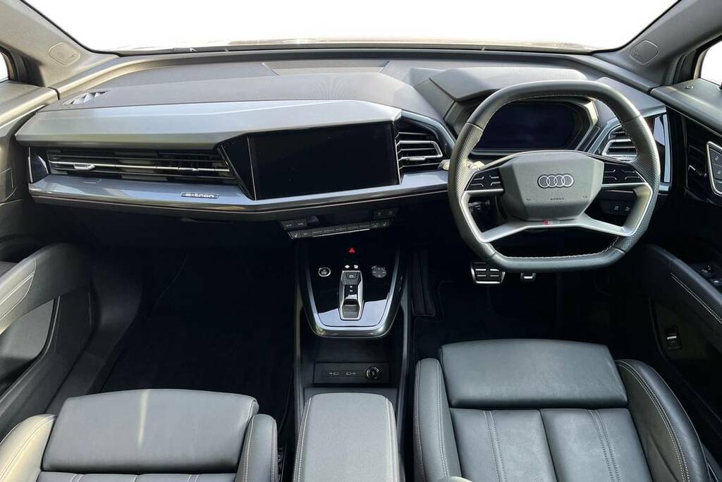 Audi Q4 E Tron 210Kw 45 82Kwh S Line Leather Grey #17