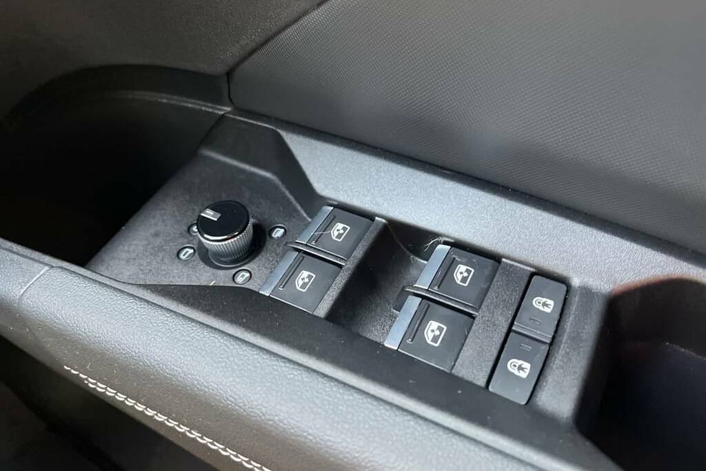 Audi Q4 E Tron 210Kw 45 Quattro 82Kwh Black Edition Black #7