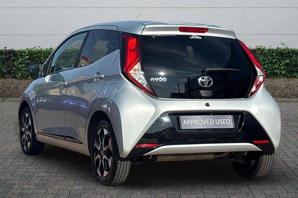 Toyota Aygo 1.0 Vvt-i X-trend Silver #5