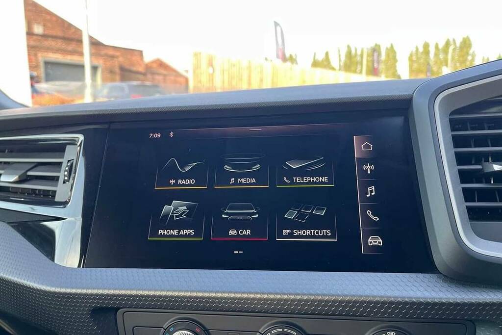 Audi A1 S Line 35 Tfsi 150 Ps S Tronic Grey #30