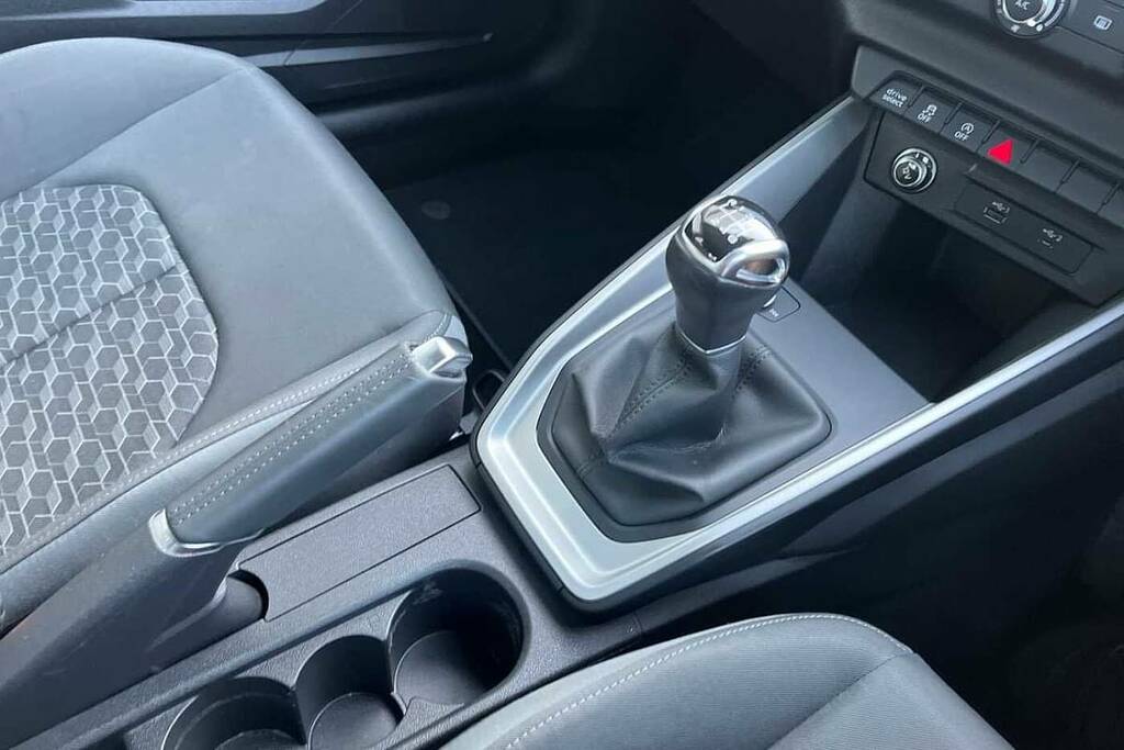 Audi A1 S Line 35 Tfsi 150 Ps S Tronic Grey #31