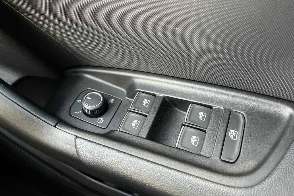 Audi A1 S Line 35 Tfsi 150 Ps S Tronic Grey #32
