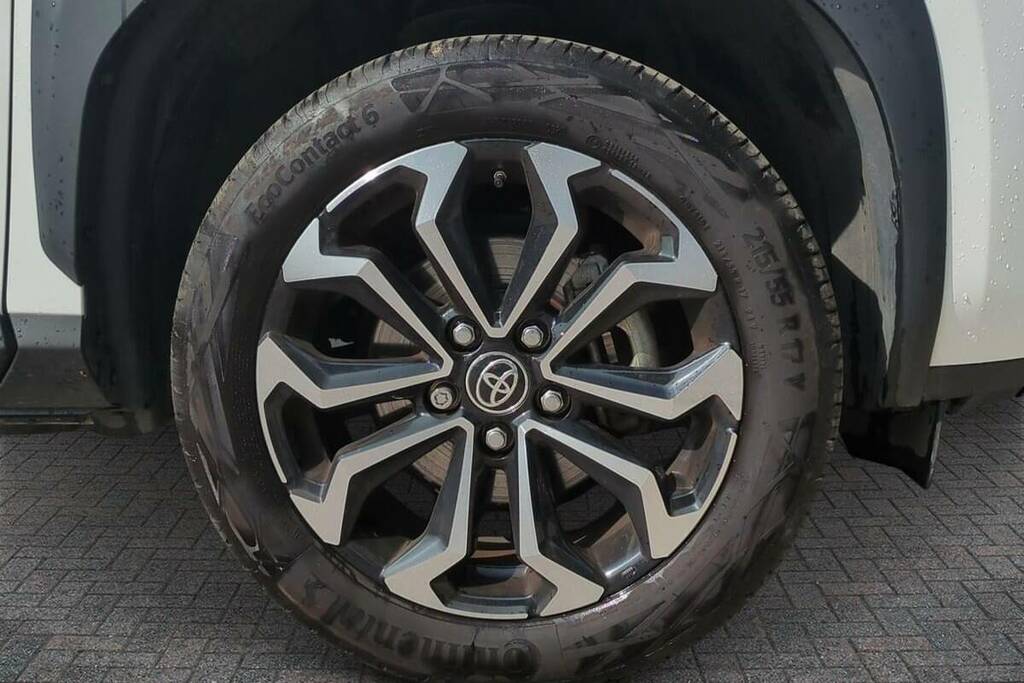 Toyota Yaris Cross 1.5 Hybrid Design Cvt VO25PYV White #6