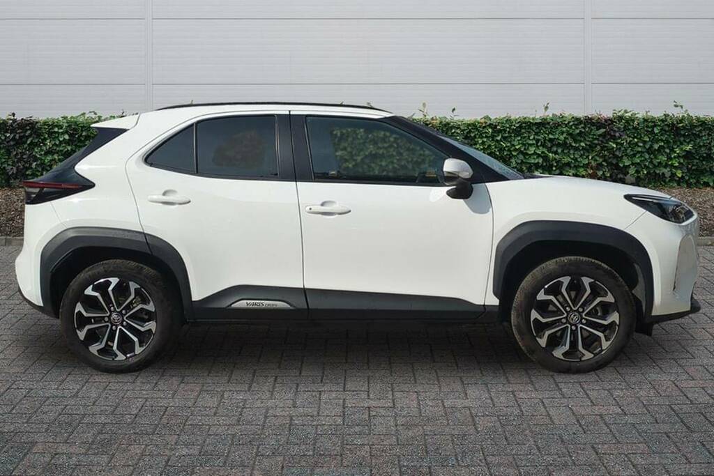 Toyota Yaris Cross 1.5 Hybrid Design Cvt VO25PYV White #5