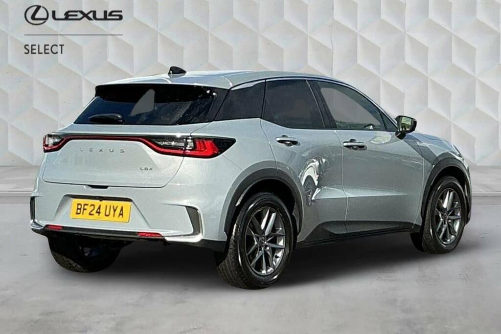 Lexus LBX 1.5 Premium E-cvt Grey