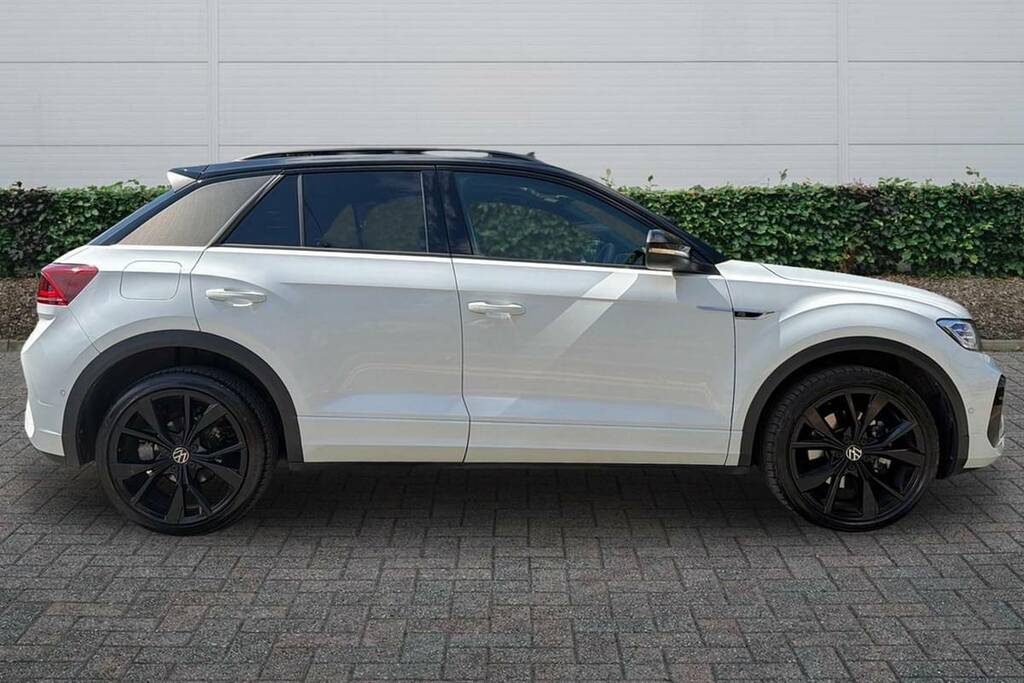 Volkswagen T-Roc Black Edition White #16