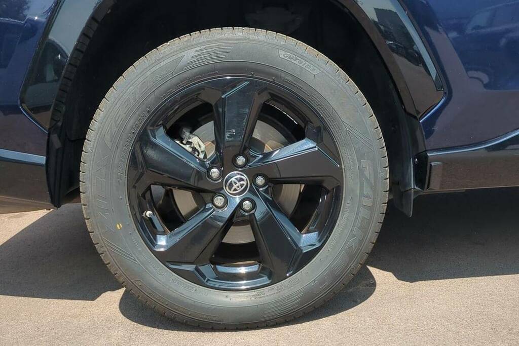 Toyota Rav 4 Design Black #21
