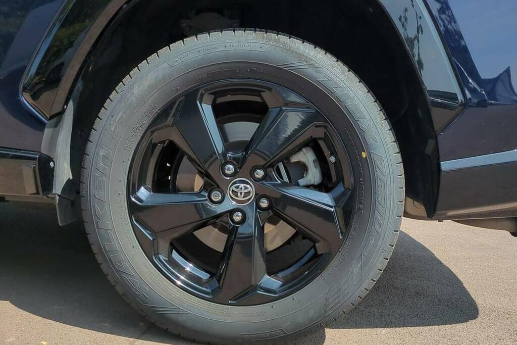 Toyota Rav 4 Design Black #18