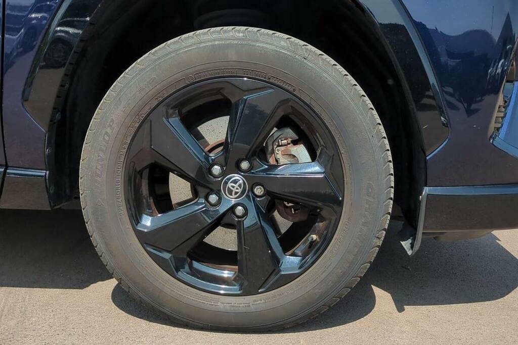 Toyota Rav 4 Design Black #20