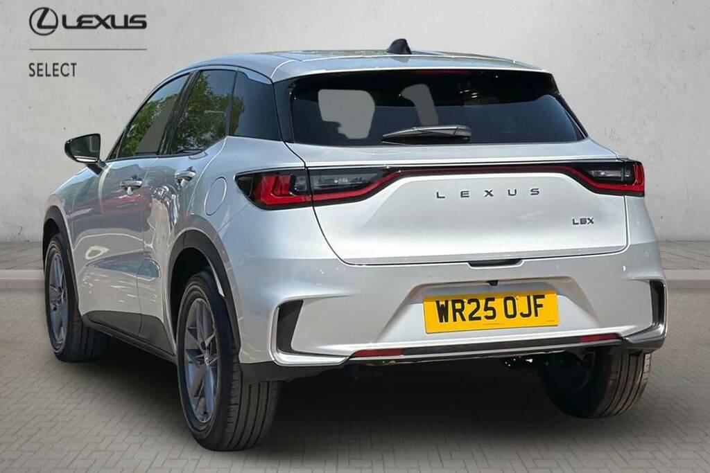 Lexus LBX 1.5 Premium E-cvt Silver #4