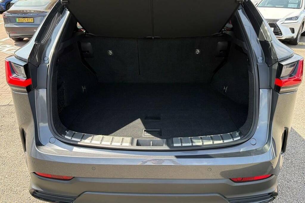 Lexus NX 450H 2.5 E-cvt Premium Packsunroof White #13