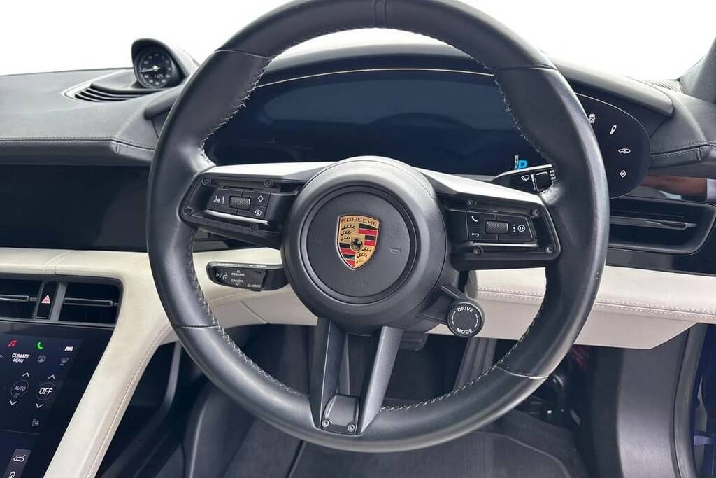 Porsche Taycan Taycan T White #14