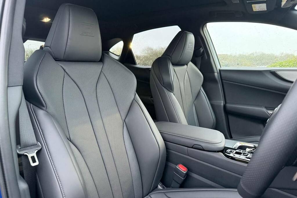 Lexus NX Nx450h Takumi  #10