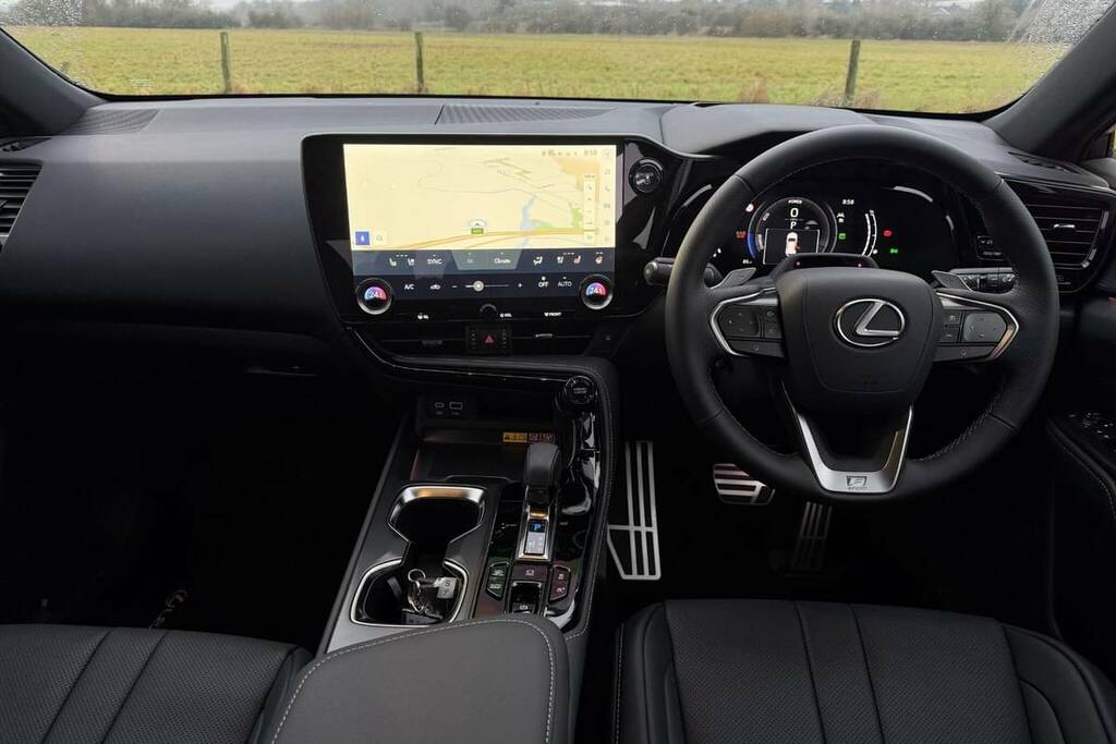 Lexus NX Nx450h Takumi  #8