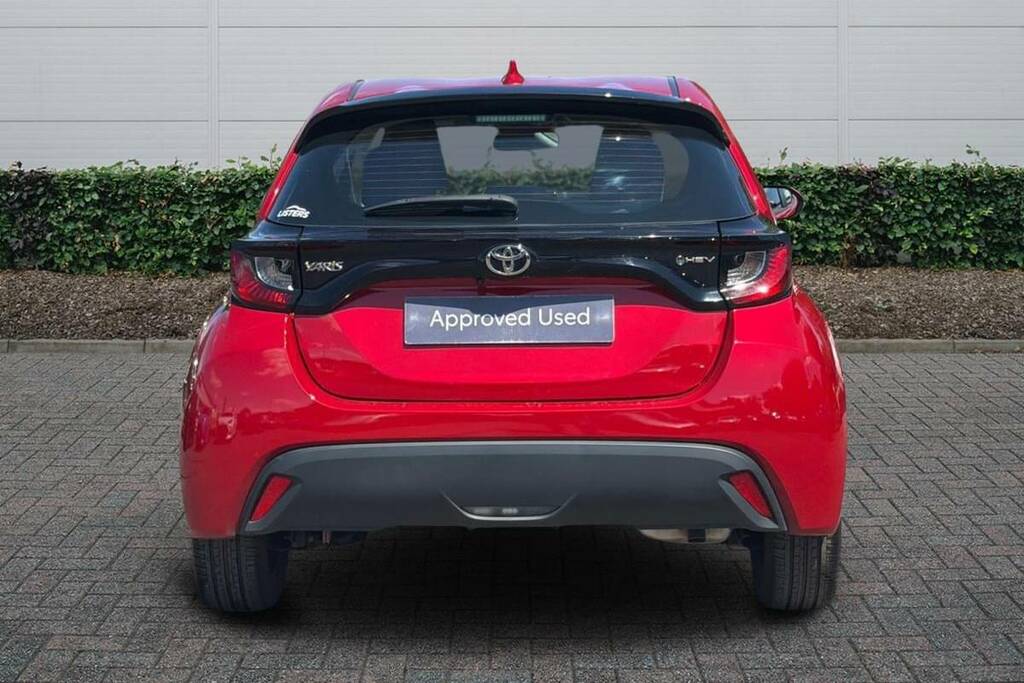 Toyota Yaris 1.5 Hybrid Icon Cvt WN24BZG  #4