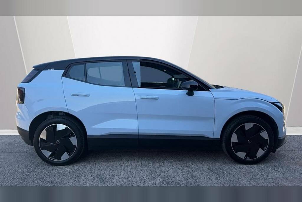 Volvo EX30 200Kw Sm Extended Range Plus 69Kwh Blue #3