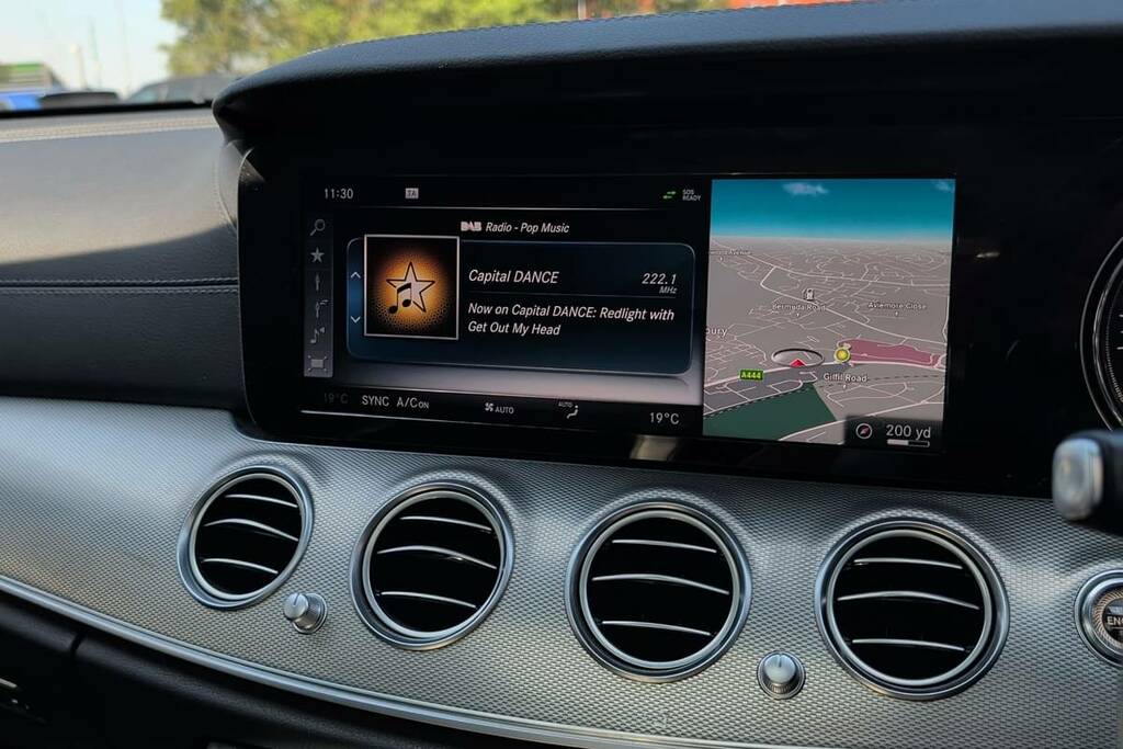 Mercedes-Benz E Class E350d Amg Line Premium 9G-tronic YY17ETX White #3