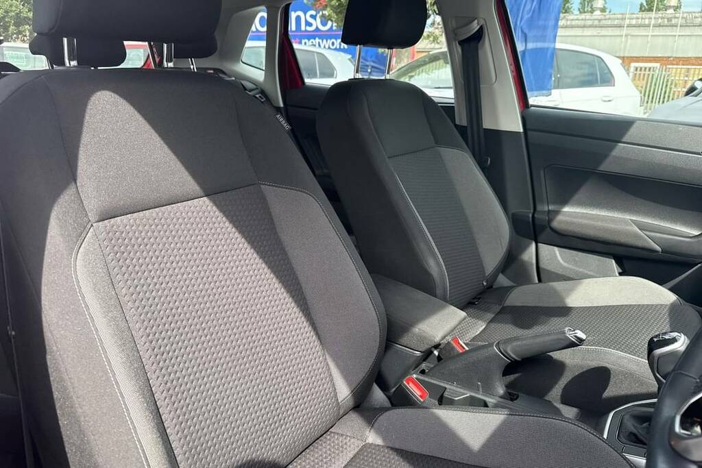 Volkswagen Polo 1.0 Tsi Life Red #6