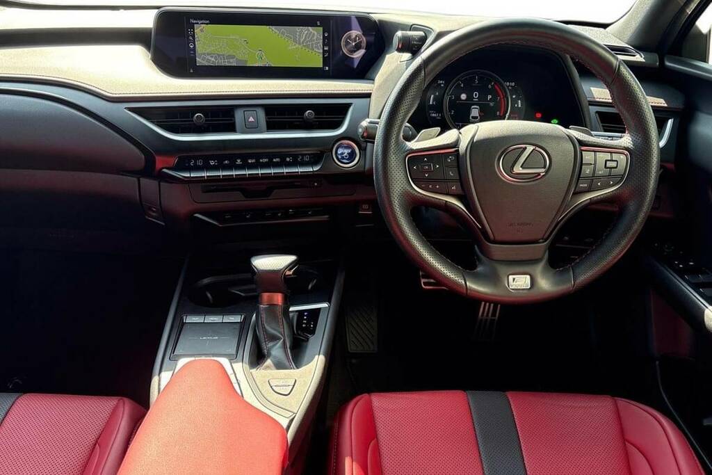 Lexus UX 250H 2.0 F-sport Cvt Premium Driver Assist Silver #6