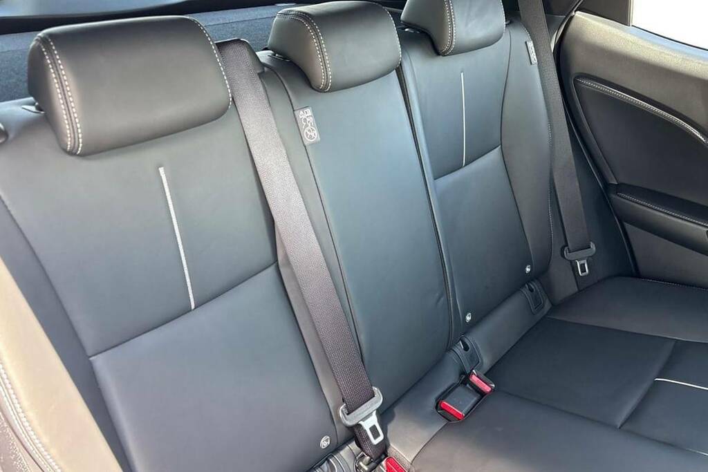 Lexus LBX 1.5 Vvt-ie Premium E-cvt Euro 6 Ss Black #8