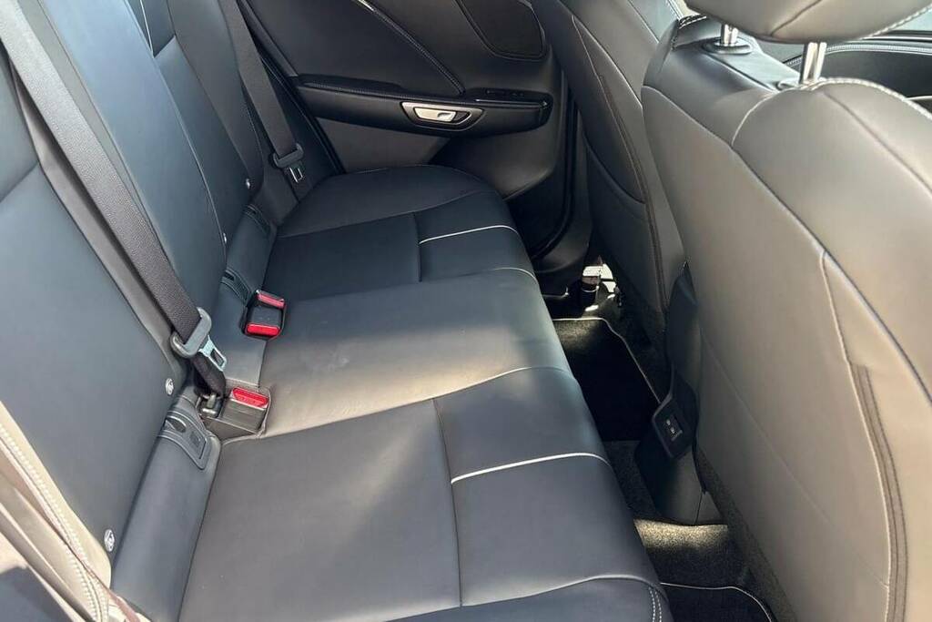 Lexus LBX 1.5 Vvt-ie Premium E-cvt Euro 6 Ss Black #14