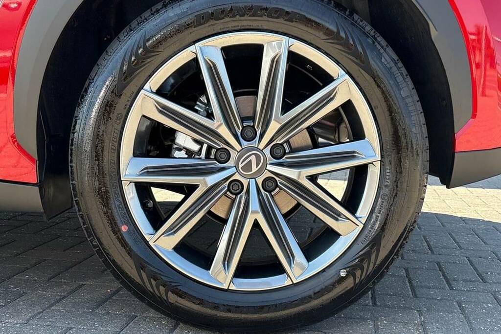 Lexus LBX 1.5 Vvt-ie Premium Plus Suv Hybrid E-cv Grey #25