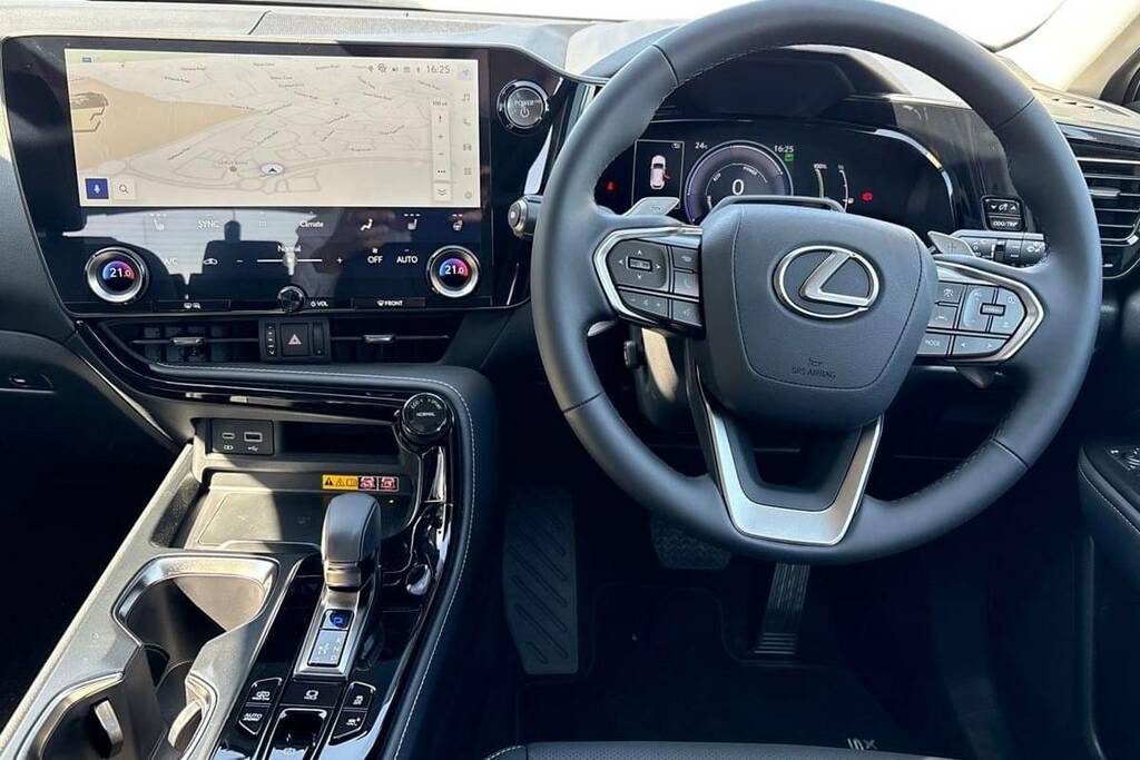 Lexus NX 2.5 450H 18.1Kwh Premium Plus Suv Plug Black #7