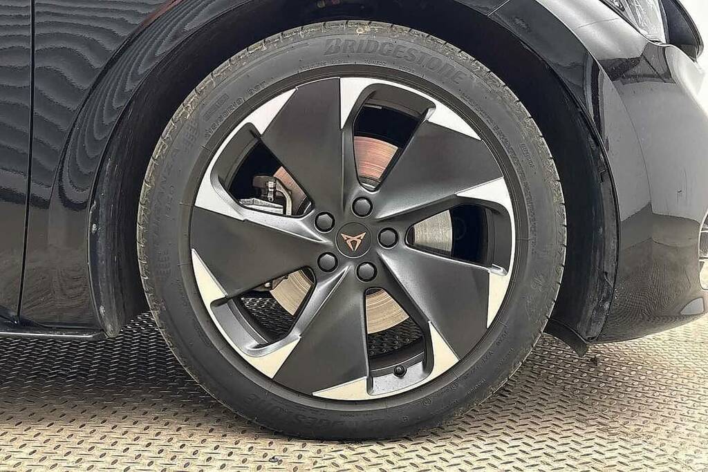 Cupra Born 170Kw E-boost V2 59Kwh Black #4