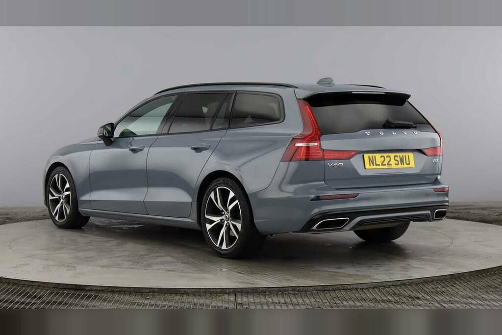 Volvo V60 2.0 B3p R Design 7 Speed Grey