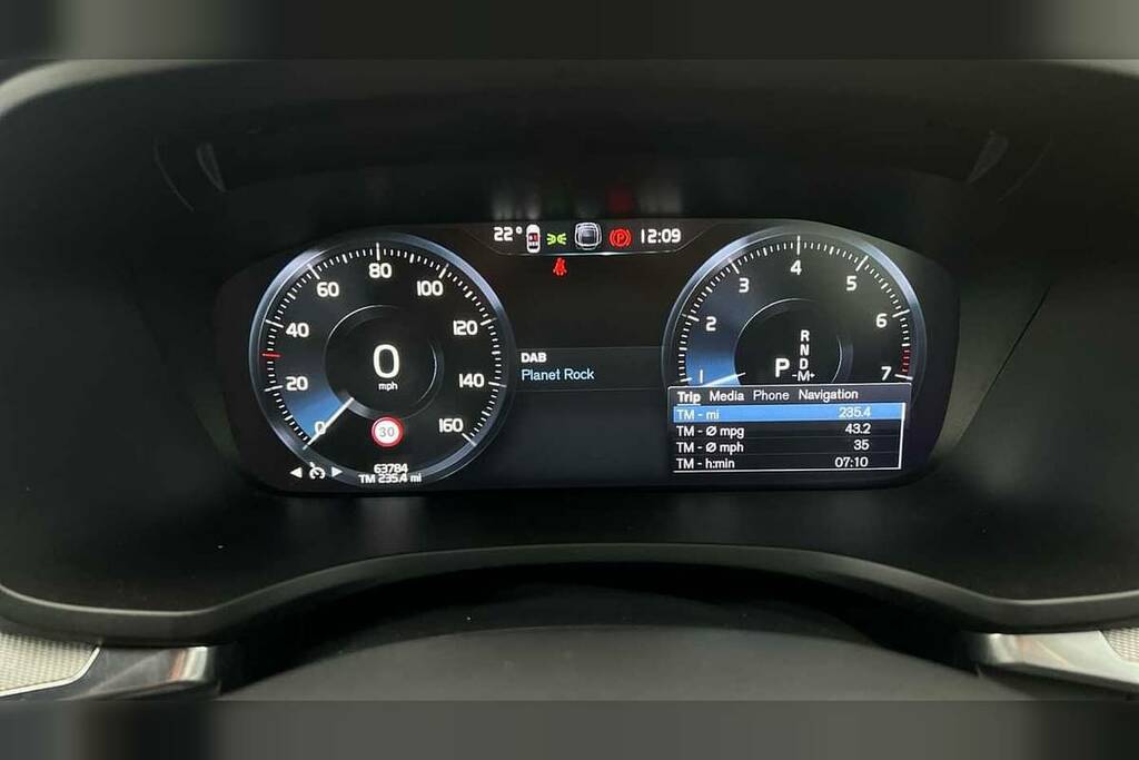 Volvo V60 R-design, B3 Mild Hybrid Black #9
