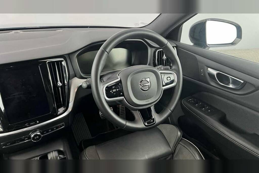 Volvo V60 R-design, B3 Mild Hybrid Black #8