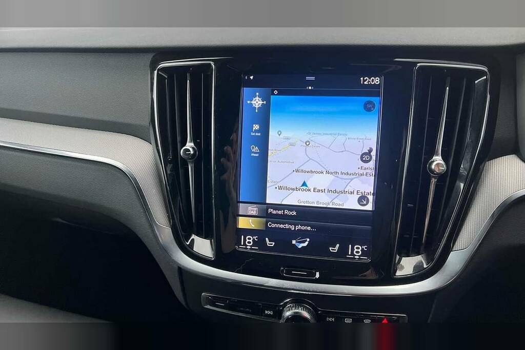 Volvo V60 R-design, B3 Mild Hybrid Black #10