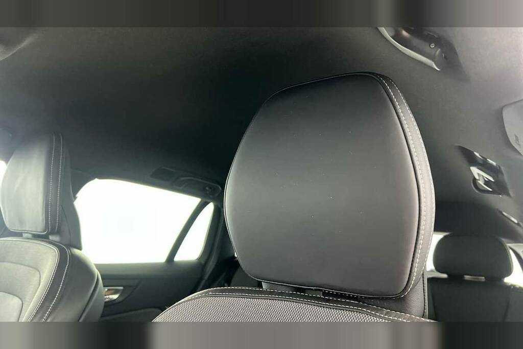 Volvo V60 R-design, B3 Mild Hybrid Black #11