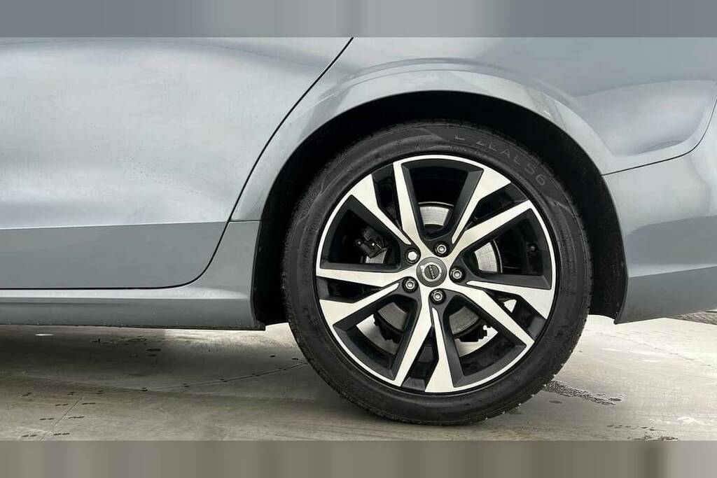Volvo V60 2.0 B3p R Design 7 Speed Grey #4