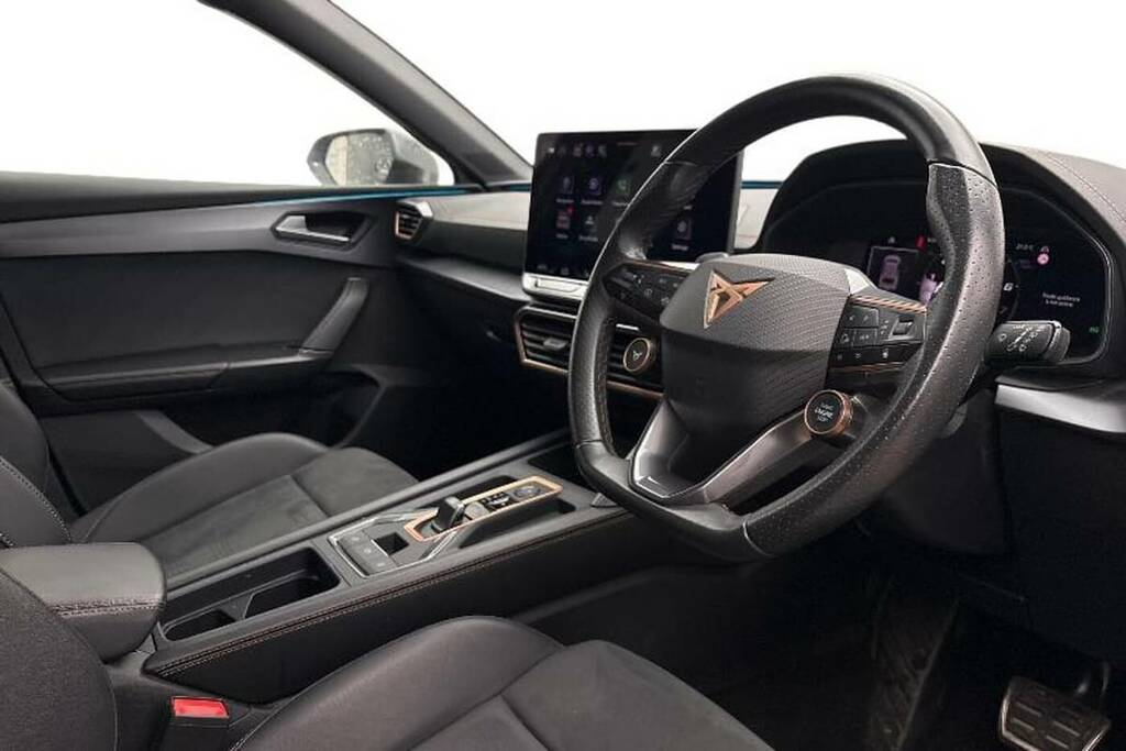 Cupra Leon 1.5 Etsi 150 V2 Dsg White #6