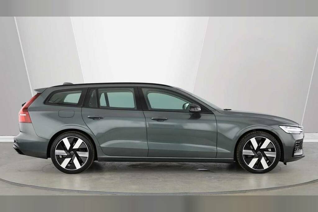 Volvo V60 2.0 T6 350 Phev Plus Dark Awd #2